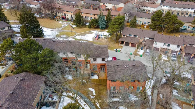 Additional image 41 of 49 Dawson Cres