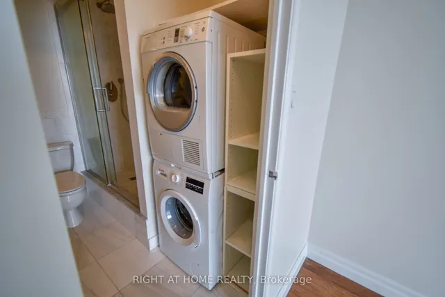 Additional image 12 of 33 Harbour Sq Unit 1027