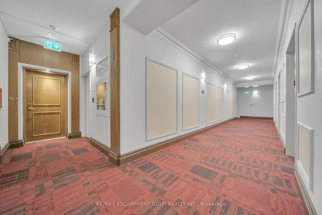 Additional image 7 of 8 Lee Centre Dr Unit PH203