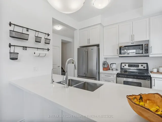 Additional image 16 of 61 Soho St Unit 145