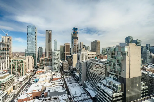 Additional image 16 of 200 Cumberland St Unit 3001