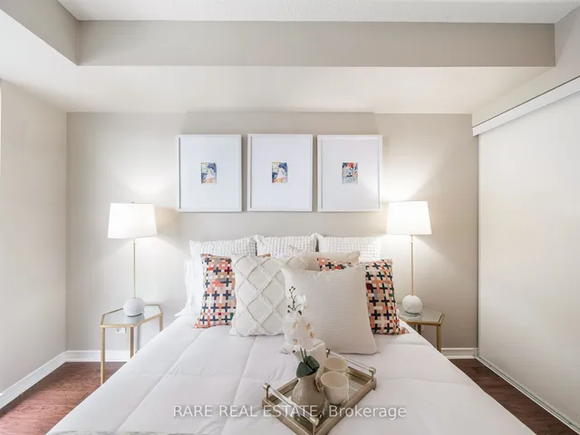 Additional image 10 of 736 Spadina Ave Unit 1111