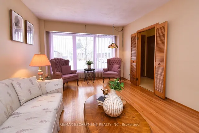 Additional image 29 of 40 SEELEY Ave