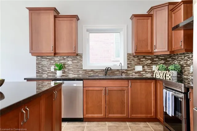 Additional image 11 of 341 Zeller Dr