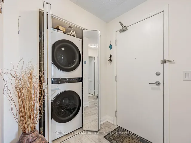 Additional image 14 of 17 Barberry Pl Unit 1515