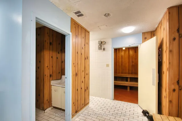 Additional image 17 of 150 Neptune Dr Unit Ph-2