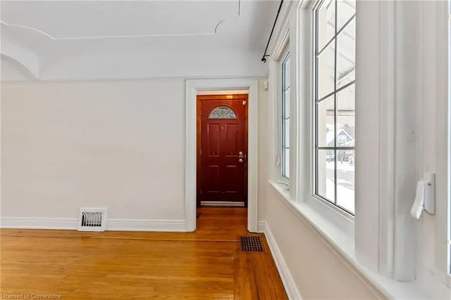 Additional image 5 of 15 East 12th St