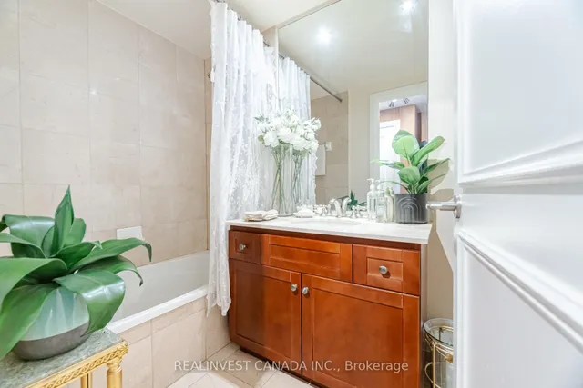 Additional image 23 of 2737 Keele St Unit 905