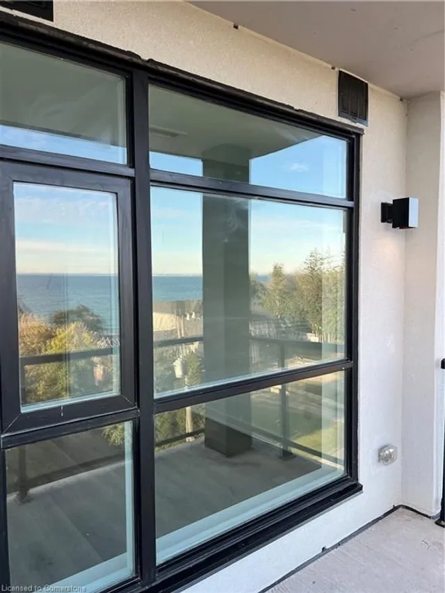 Additional image 9 of 600 North Service Rd Unit 514