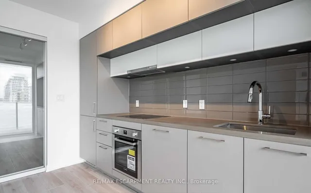 Additional image 7 of 99 Foxbar Rd Unit 1107