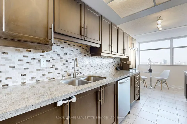 Additional image 12 of 100 Antibes Dr Unit 2208