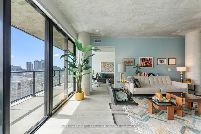 Additional image 4 of 608 Richmond St Unit 1206