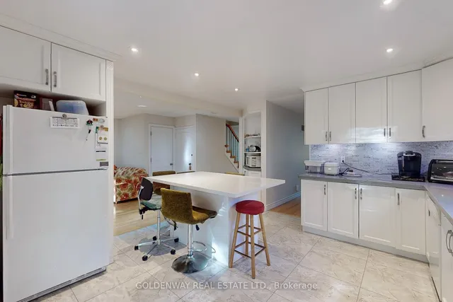 Additional image 10 of 86 Bushmills Sq