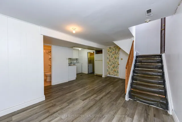 Additional image 28 of 3424 Laddie Cres