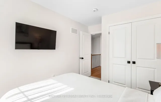 Additional image 37 of 24 Arcola St