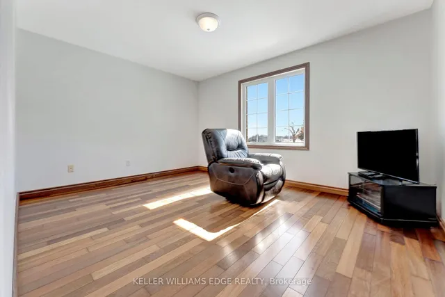 Additional image 14 of 949 Highland Rd