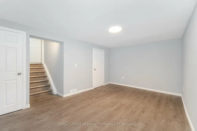 Additional image 39 of 11 Harrisford St Unit 42