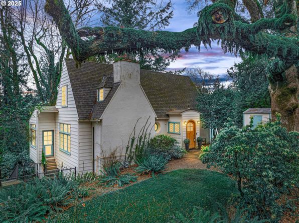 3045 SW Gaston Ave, Portland, OR 97239