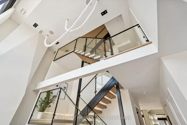 Additional image 10 of 75 Lawrence Cres