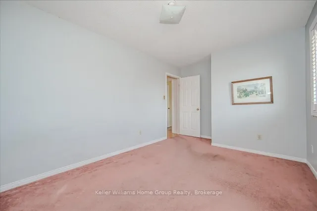 Additional image 24 of 83 Lord Simcoe Dr