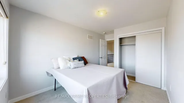 Additional image 18 of 18 Golden Springs Dr