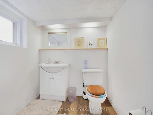 Additional image 32 of 264 Houghton Ave