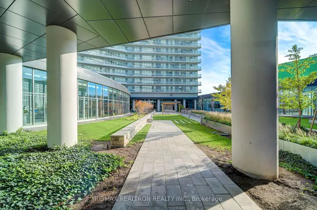 Additional image 3 of 115 Mcmahon Dr Unit 2606