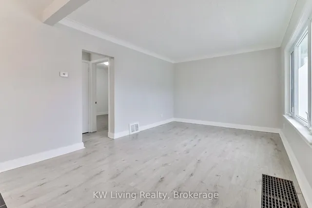 Additional image 10 of 11 Dorine Cres