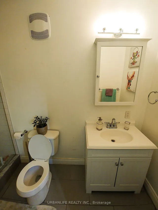 Additional image 9 of 1577 Dufferin St