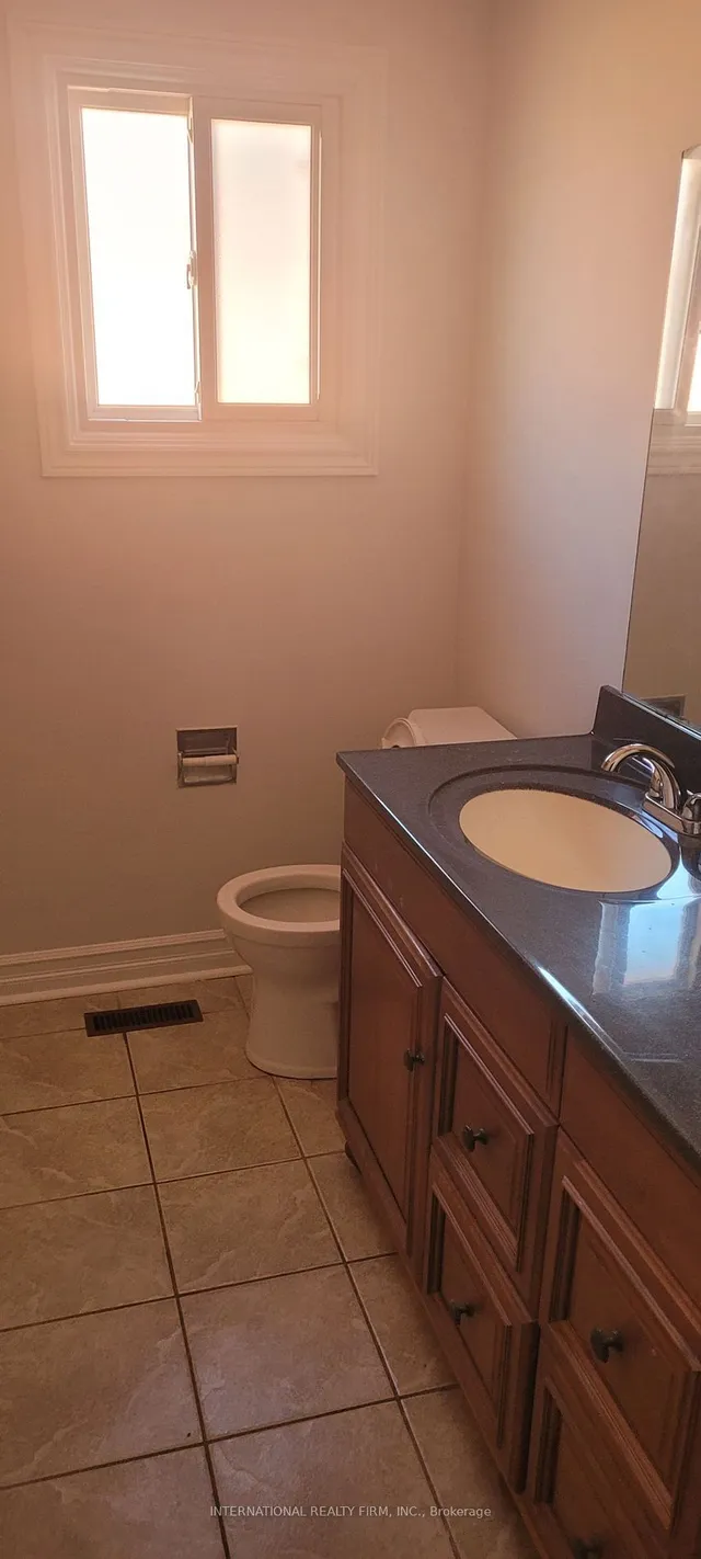 Additional image 9 of 27 Charcoal Dr