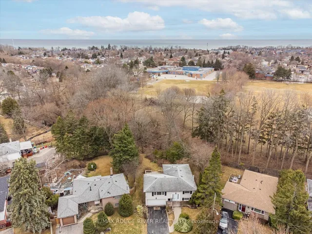 Additional image 47 of 68 Ravine Park Cres