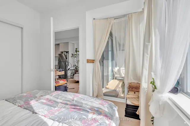 Additional image 28 of 859 The Queensway N/A Unit 412