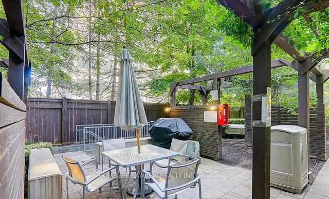 Additional image 12 of 23 Sheppard Ave Unit 201