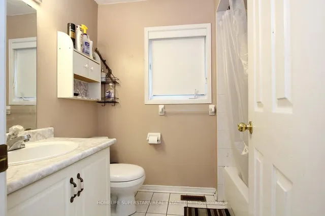 Additional image 14 of 62 Mosley Cres