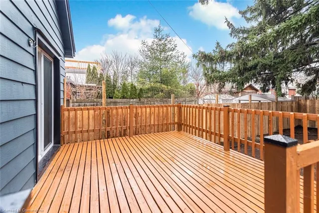 Additional image 33 of 42 Cameron Ave