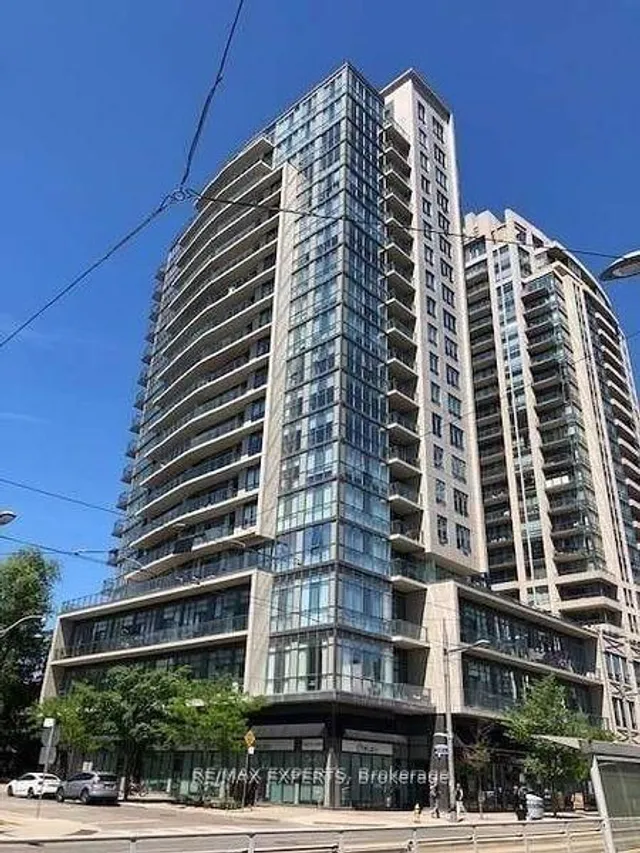 530 St Clair Ave Unit 302
