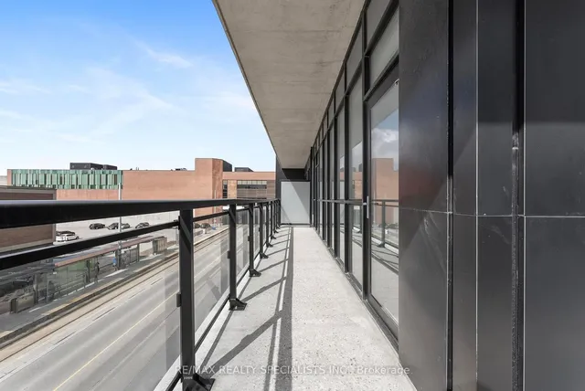 Additional image 20 of 60 Charles St W St Unit 308