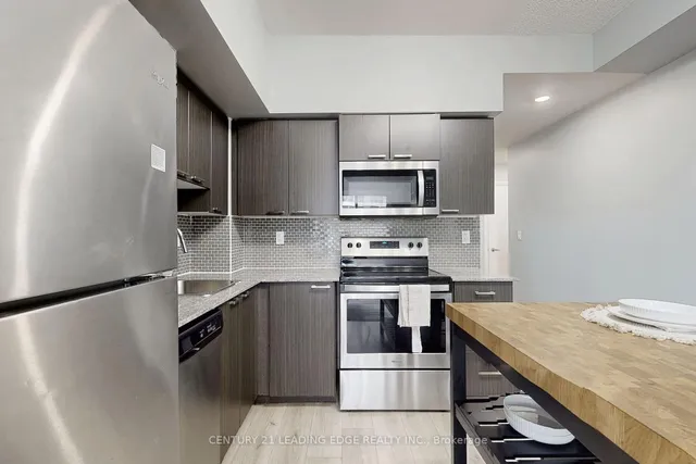 Additional image 18 of 2152 Lawrence Ave Unit 207