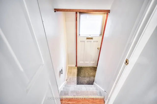 Additional image 36 of 30 Balaclava Dr