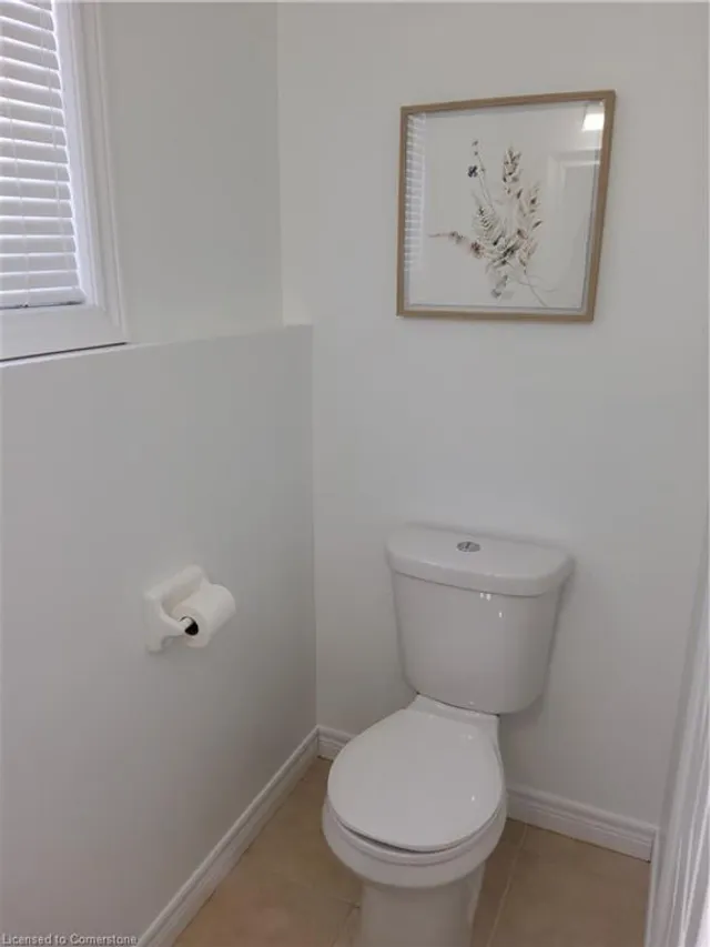 Additional image 8 of 18 Rideau Cres