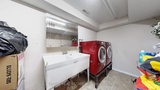 Additional image 38 of 1 Deckman St