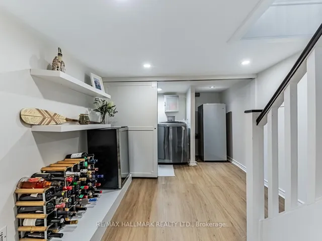 Additional image 22 of 1584 Dundas St