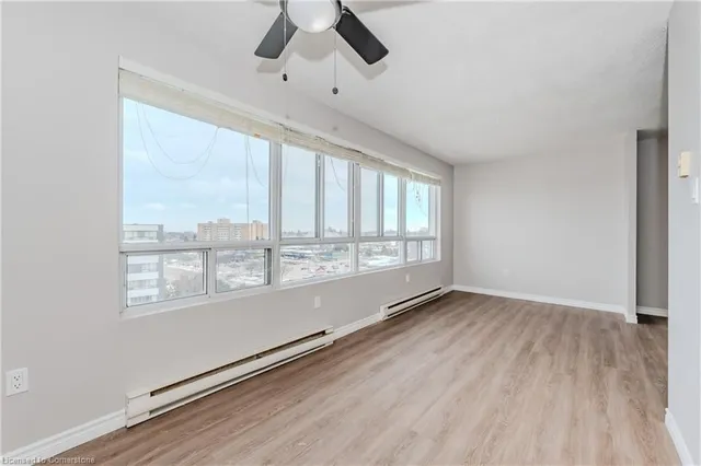 Additional image 11 of 65 Highland Cres Unit 806