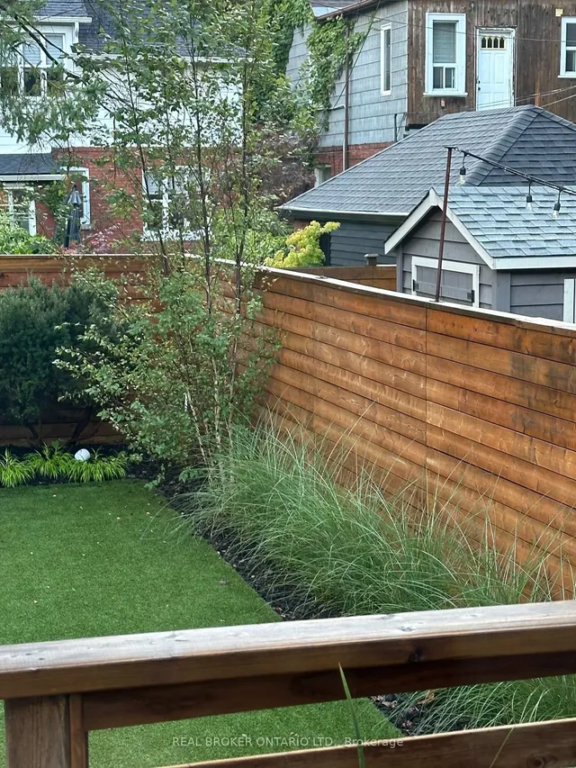 Additional image 34 of 108 Evans Ave