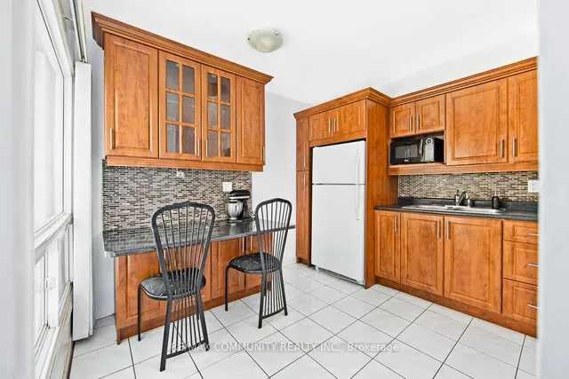 Additional image 10 of 34 Chad Cres