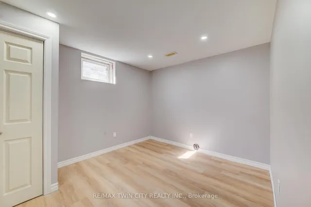Additional image 37 of 144 Udvari Cres