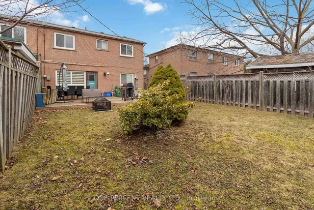 Additional image 28 of 3074 Merritt Ave