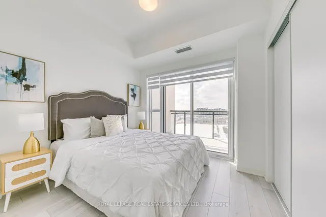 Additional image 18 of 405 Dundas St Unit 805