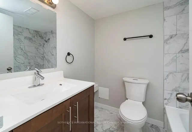 Additional image 7 of 720 Spadina Ave Unit 1004