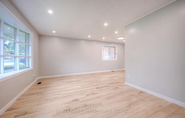 Additional image 6 of 18 Bosworth Cres